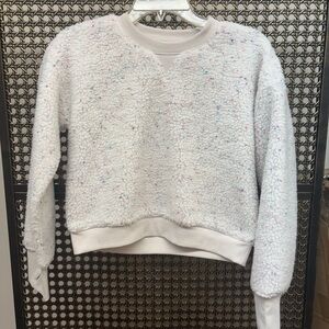 All in Motion cream pullover size L 10/12